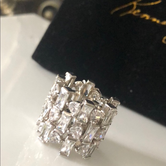 KENNETH JAY LANE cubic zirconia ring - Picture 4 of 9